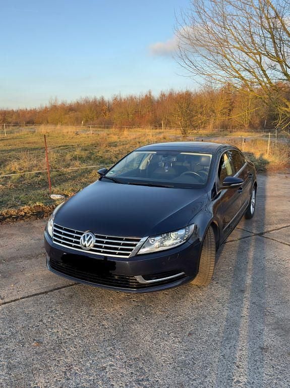 Second-hand VW CC 160 CP (117 kW) 2012 Albastru Berlinǎ