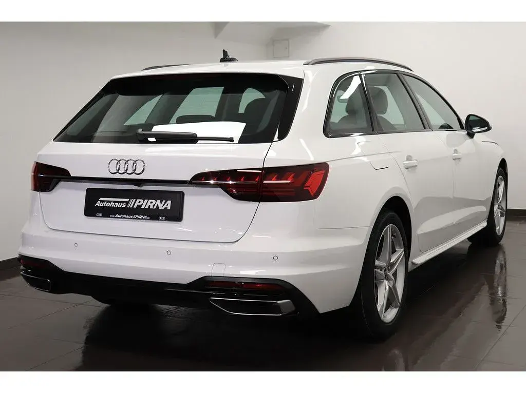 Gebraucht Audi A4 Advanced 204 PS (150 kW) 2023 Weiß Kombi