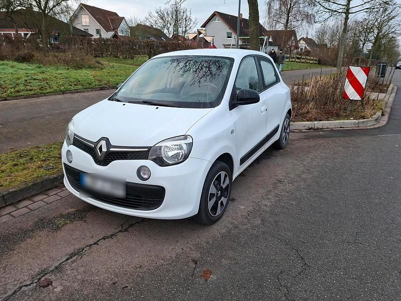 Second-hand Renault Twingo 70 CP (51 kW) 2018 Alb Hatchback