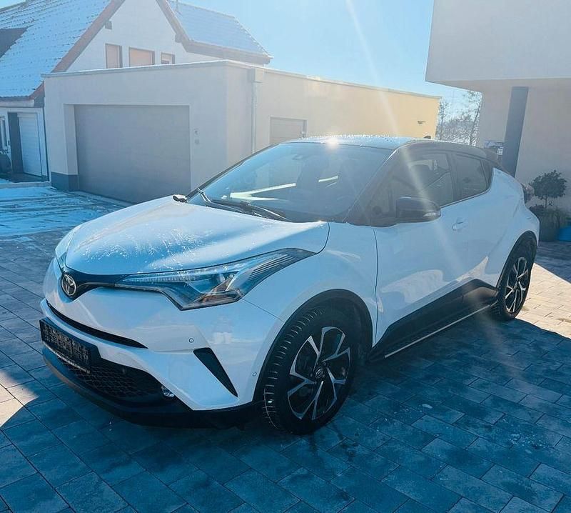 Weiß Gebraucht 2017 Toyota C-HR Style SUV | 16.150 € (Fairer Preis) - Bild 1/4