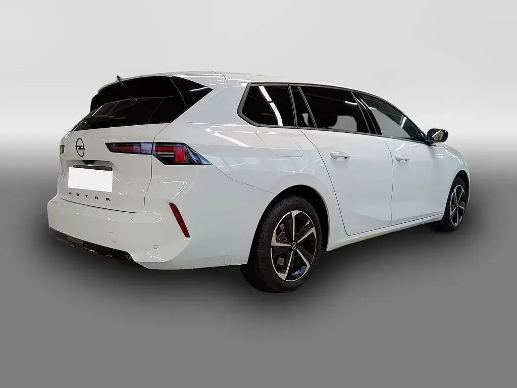 Usata Opel Astra 131 CV (96 kW) 2024 Bianco Utilitaria
