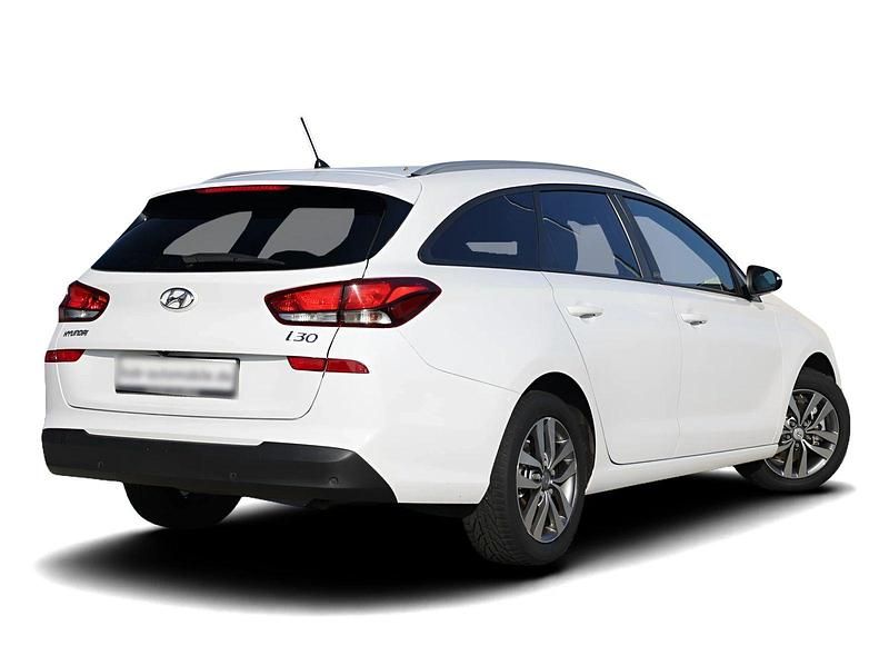 Weiss Gebraucht 2018 Hyundai i30 Kombi | 15.348 € (Guter Preis) - Bild 1/4