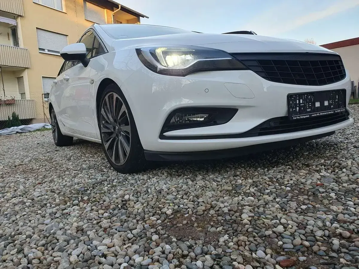 Gebraucht Opel Astra Ultimate 160 PS (117 kW) 2017 Kombi