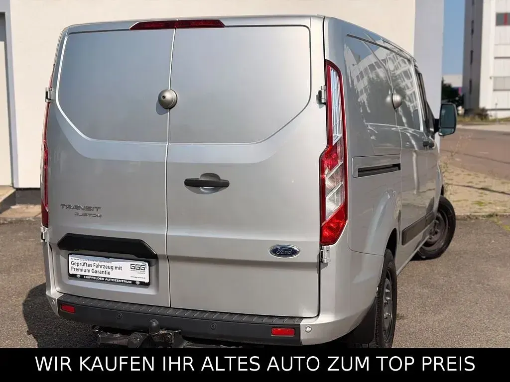 Gebraucht Ford 300 170 PS (125 kW) 2019 Silber Van / Kleinbus