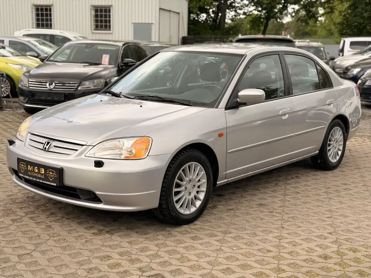 Gebraucht Honda Civic 110 PS (80 kW) 2002 Silber Limousine