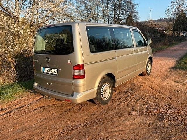 Second-hand VW T5 174 CP (127 kW) 2007 Auriu Van
