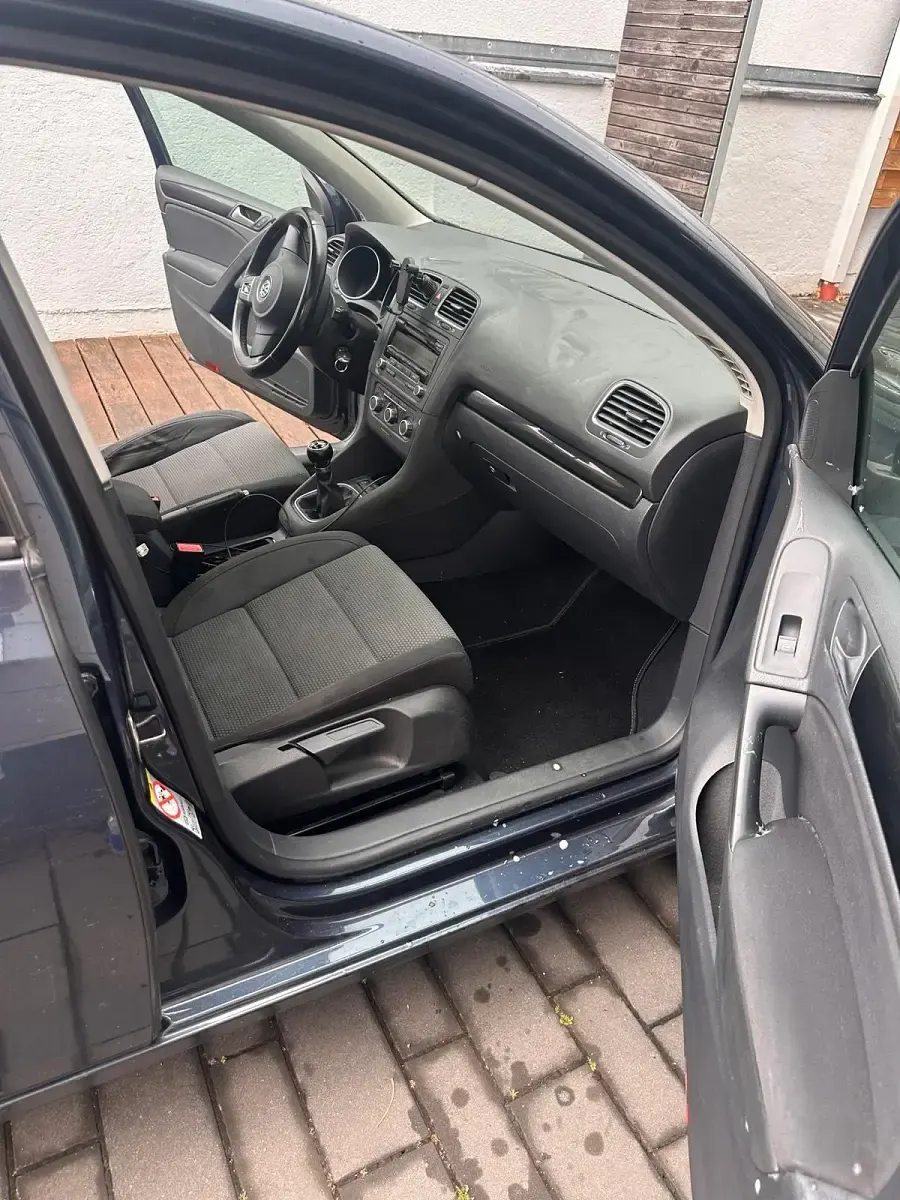 Gebraucht VW Golf VI Comfortline 122 PS (89 kW) 2010 Kleinwagen
