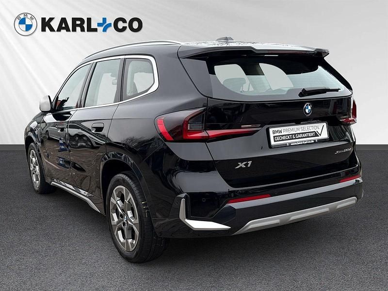 Gebraucht BMW X1 xLine 150 PS (110 kW) 2023 Schwarz ii SUV