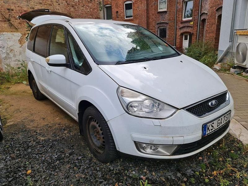 Weiß Gebraucht 2009 Ford Galaxy Van / Kleinbus | 3.500 € (Guter Preis) - Bild 1/4