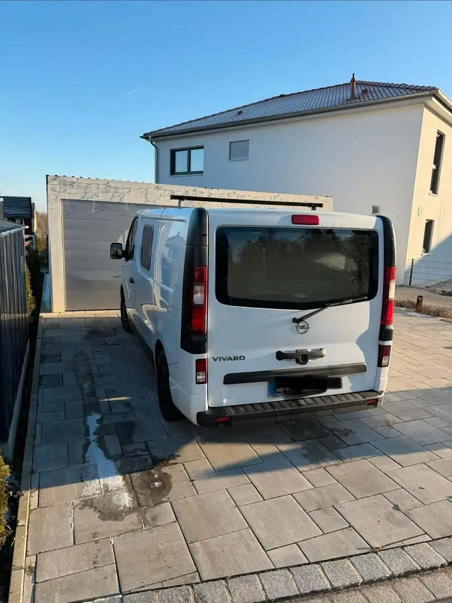 Gebraucht Opel Vivaro 90 PS (66 kW) 2015 Weiß Van / Kleinbus