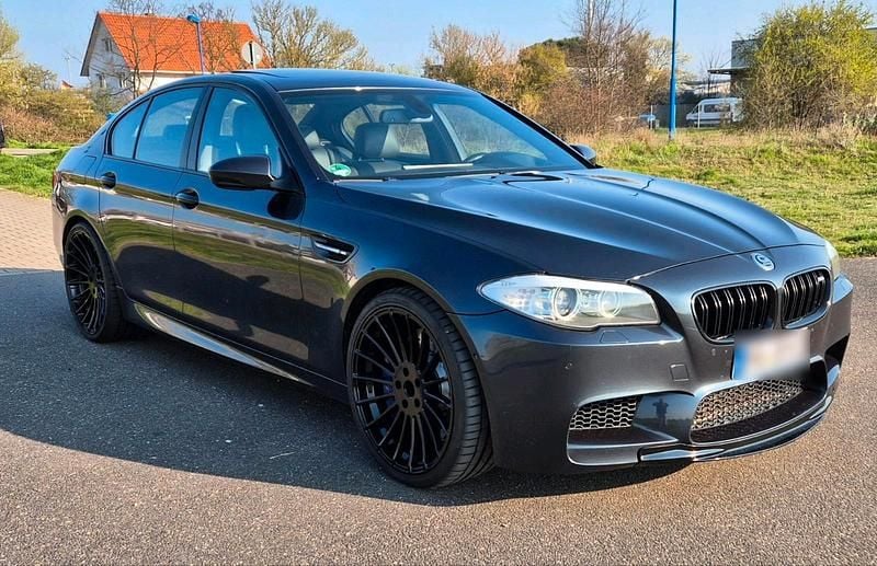 Gebraucht BMW M5 Performance 560 PS (411 kW) 2012 Grau Limousine