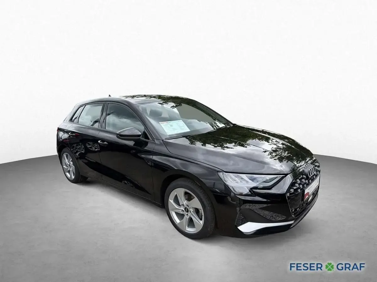 Gebraucht Audi A3 Advanced Plus 150 PS (110 kW) 2025 Mythosschwarz metallic Limousine