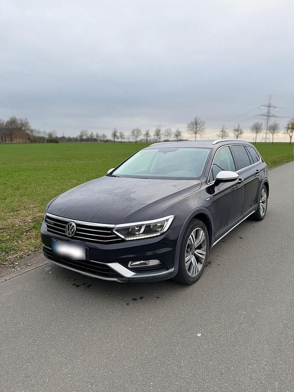 Gebraucht VW Passat Alltrack 190 PS (139 kW) 2017 Schwarz Kombi