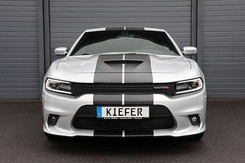 Gebraucht Dodge Charger 377 PS (277 kW) 2021 Silber Limousine