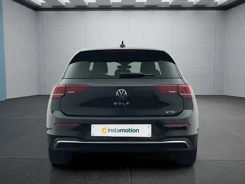 Gebraucht VW Golf VIII 150 PS (110 kW) 2025 Schwarz Kleinwagen