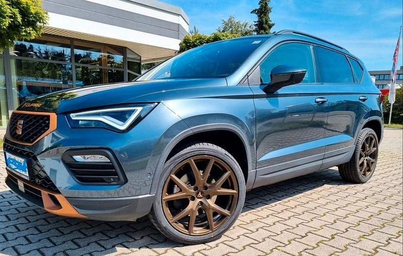 Grau Gebraucht 2020 Seat Ateca Style SUV | 17.250 € (Superpreis) - Bild 1/4