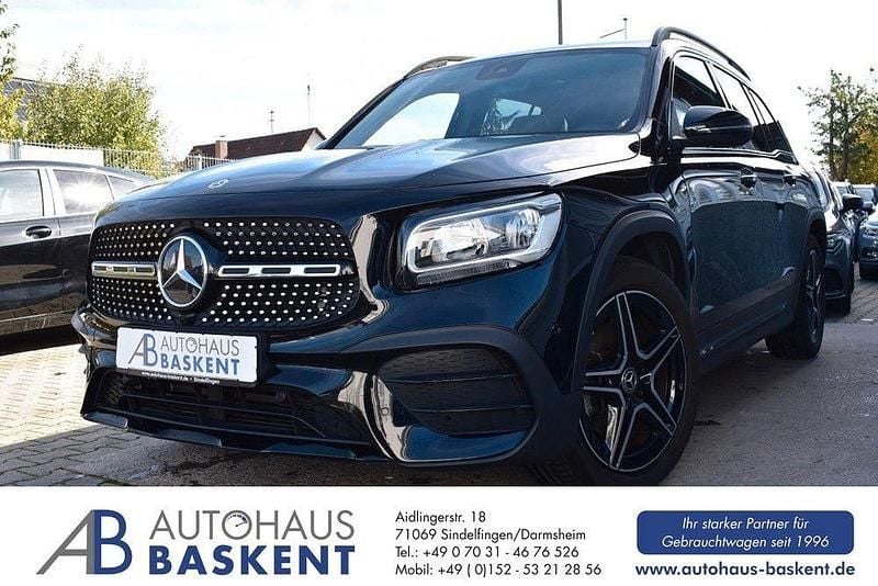 Schwarz Gebraucht 2022 Mercedes GLB200 AMG line SUV | 35.890 € (Guter Preis) - Bild 1/4