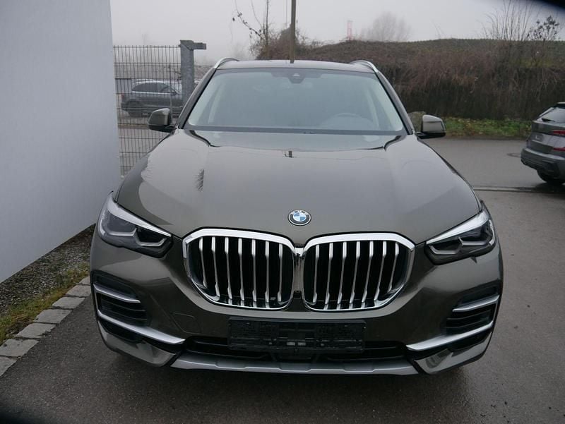 Second-hand BMW X5 286 CP (210 kW) 2023 Metallic SUV