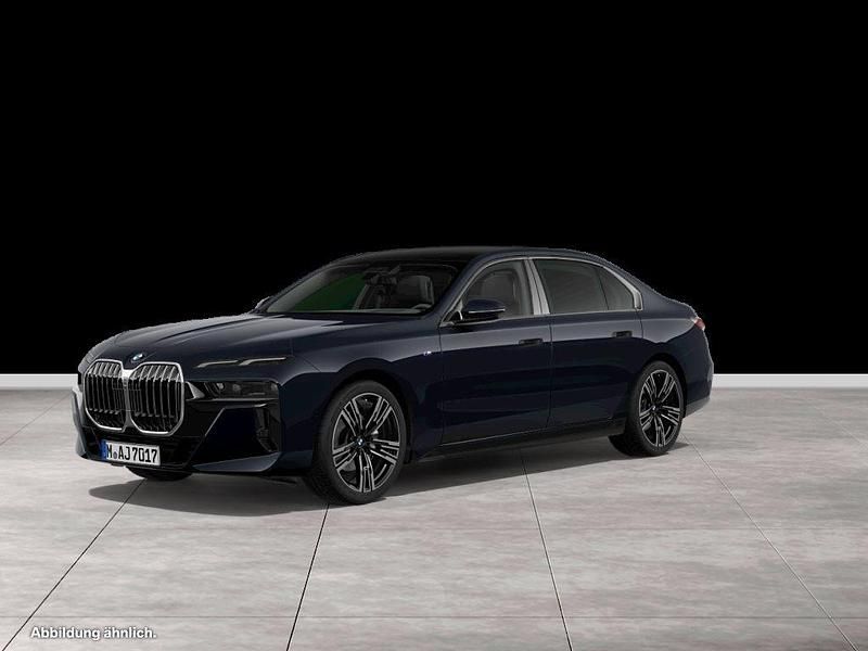 Gebraucht BMW 740 M Sport 299 PS (219 kW) 2025 Schwarz Limousine