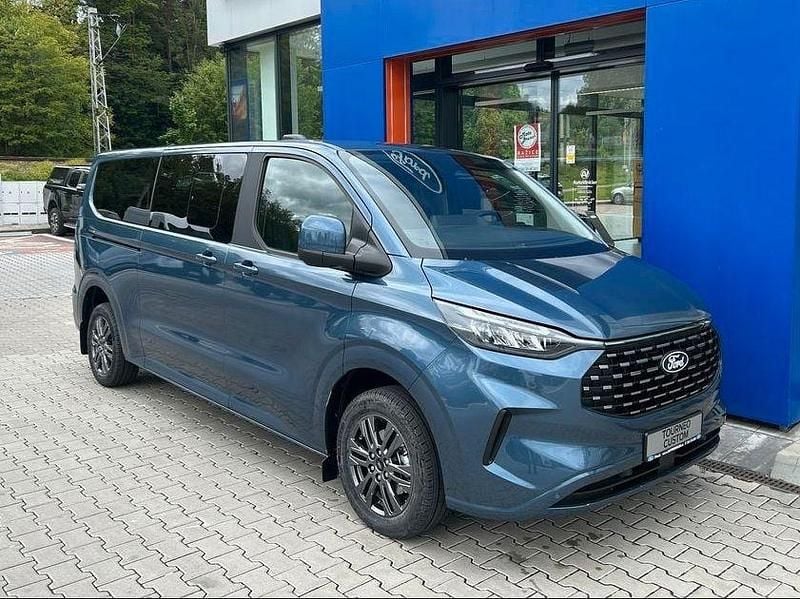 Chromablau Neu 2026 Ford Tourneo Titanium Van / Kleinbus | 47.990 € (Fairer Preis) - Bild 1/4