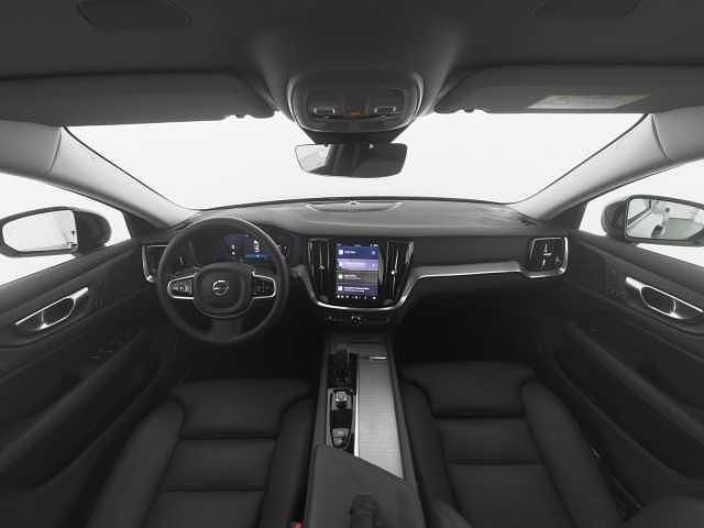 Gebraucht Volvo V60 145 PS (106 kW) 2025 Kombi