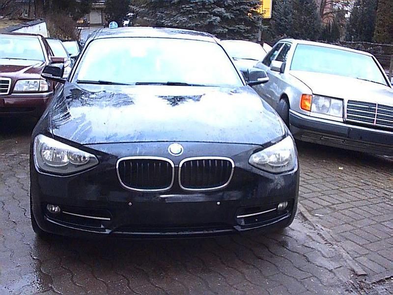 Gebraucht BMW 116 Sport Line 136 PS (100 kW) 2015 Schwarz Kleinwagen