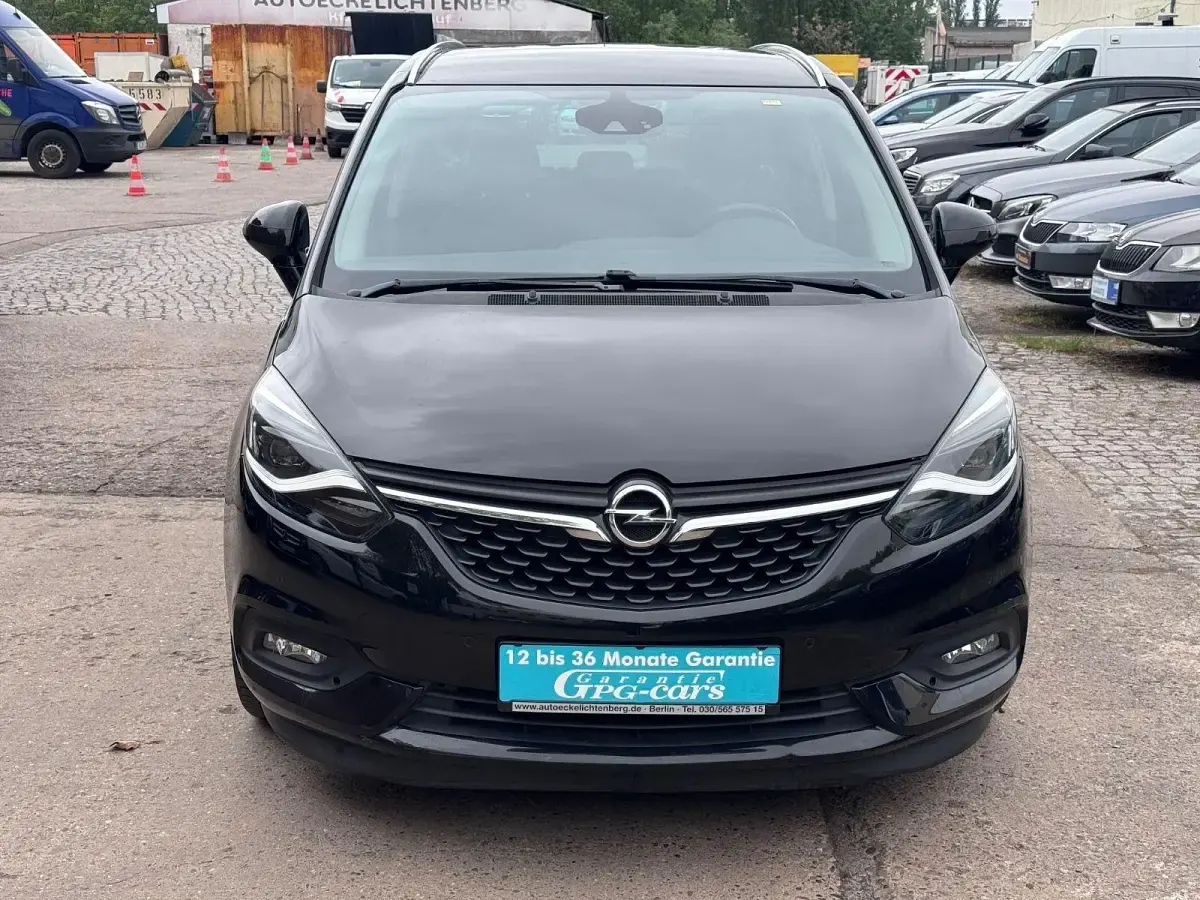 Gebraucht Opel Zafira Innovation 140 PS (102 kW) 2018 Schwarz Van / Kleinbus