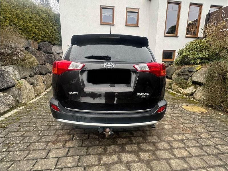 Gebraucht Toyota RAV4 Executive 150 PS (110 kW) 2015 Braun SUV