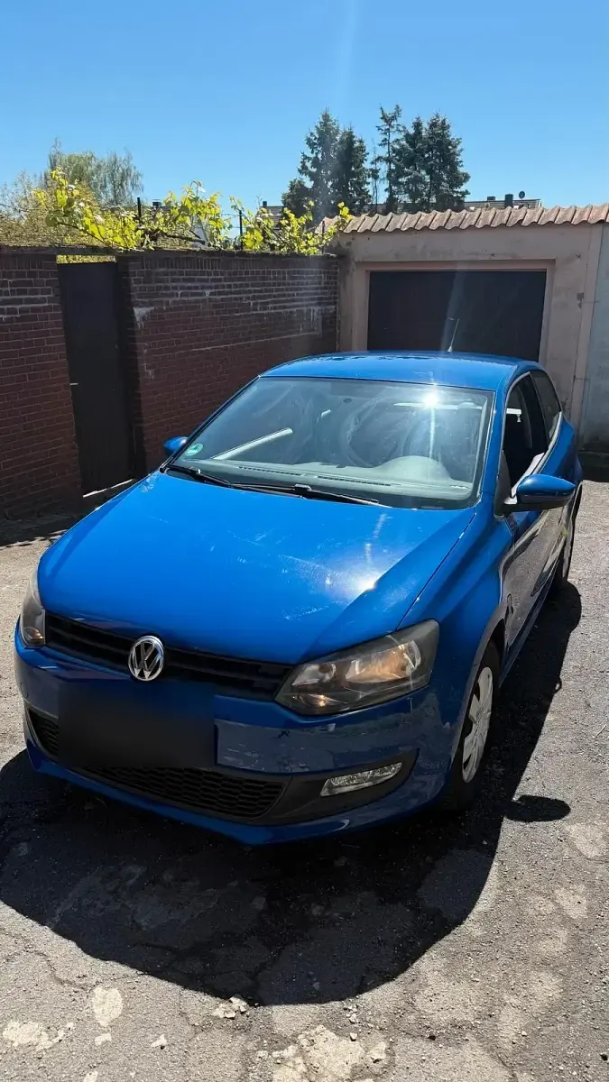 Second-hand VW Polo 60 CP (44 kW) 2013 Albastru Hatchback