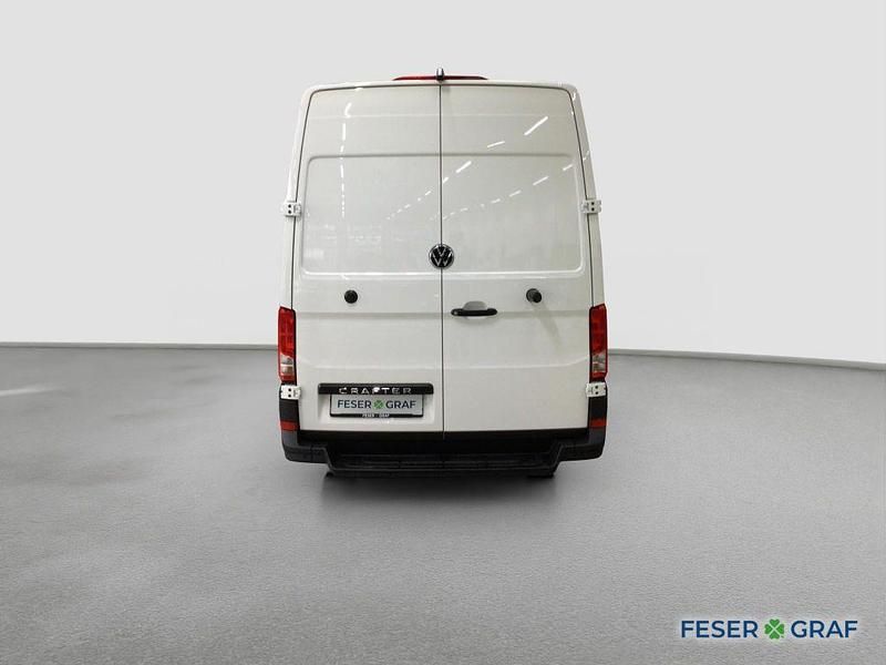 Gebraucht VW Crafter 140 PS (102 kW) 2025 Candyweiß Van