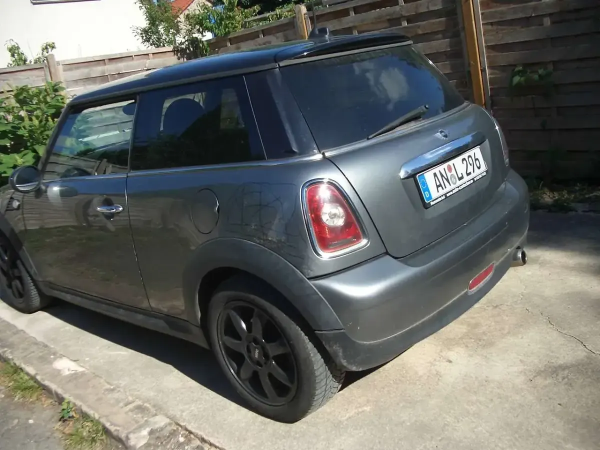 Gebraucht Mini Cooper Coupé 109 PS (80 kW) 2010 Grau Coupé