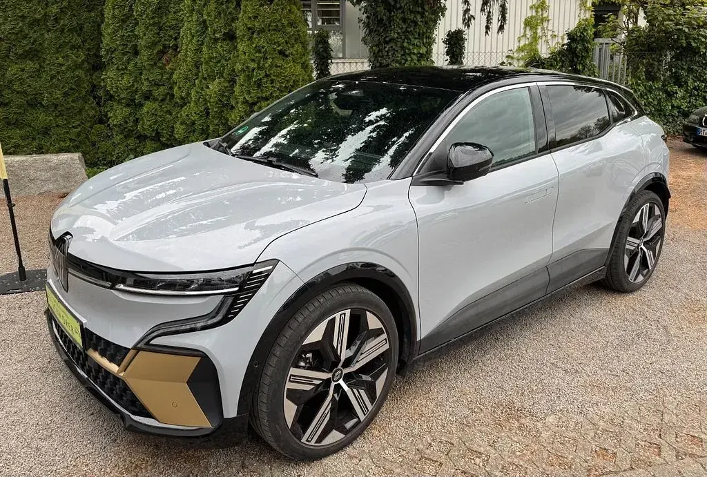 Brugt Renault Megane E-Tech Iconic 160 kW (218 HK) 2024 Grå Sedan