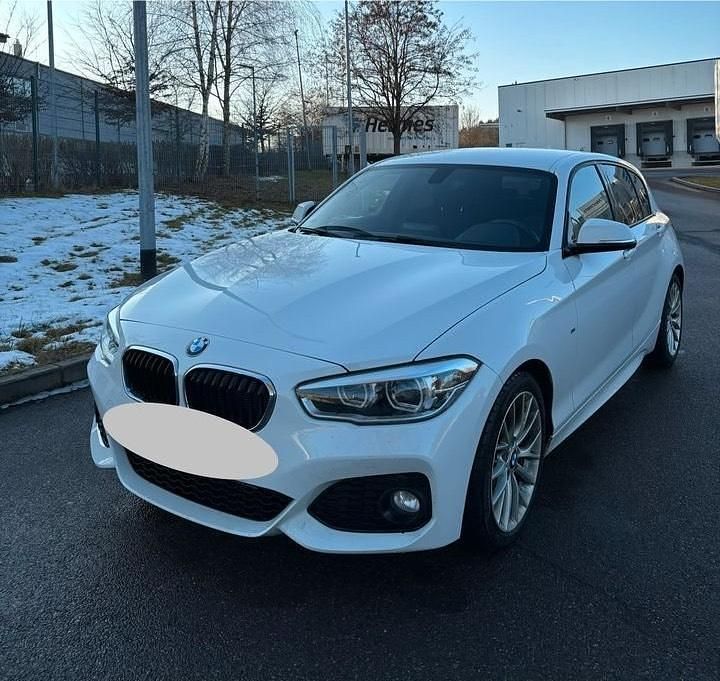 Weiß Gebraucht 2015 BMW 120 M Sport Kleinwagen | 16.599 € (Teuer) - Bild 1/4