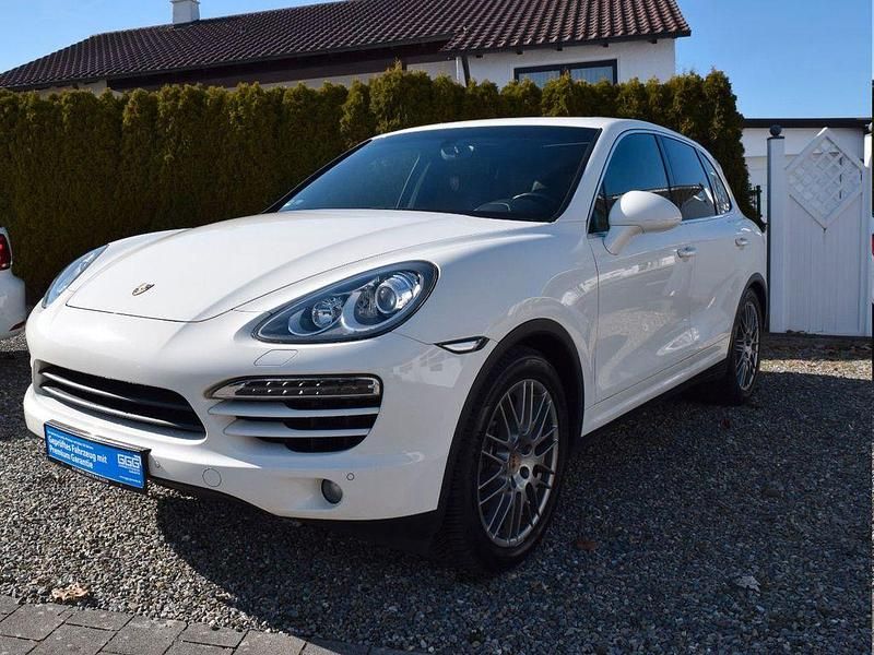 Gebraucht Porsche Cayenne 239 PS (175 kW) 2011 Weiß SUV