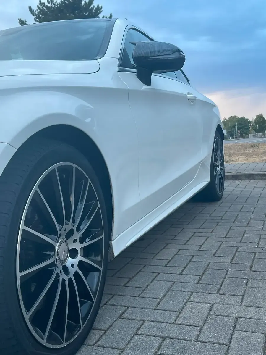 Gebraucht Mercedes C250 AMG line 211 PS (155 kW) 2016 Weiß Coupé