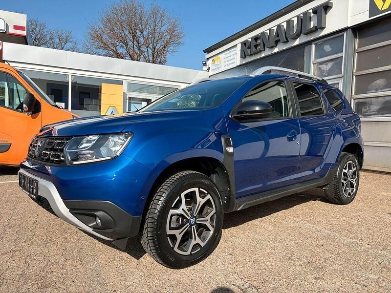 Gebraucht Dacia Duster Celebration 150 PS (110 kW) 2020 Blau SUV