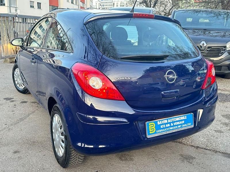 Gebraucht Opel Corsa Selection 80 PS (58 kW) 2010 Blau Limousine