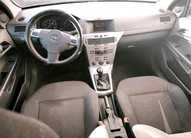 Gebraucht Opel Astra 110 PS (80 kW) 2009 Grau Kombi