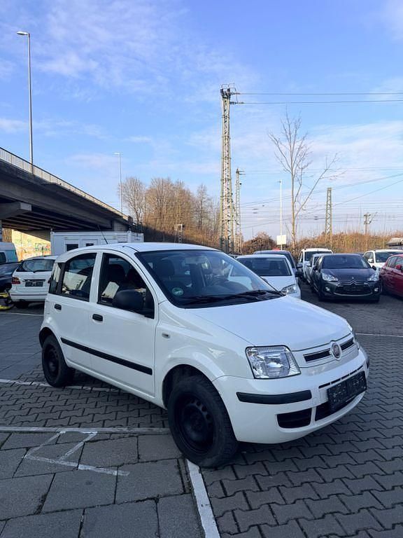 Gebraucht Fiat Panda 60 PS (44 kW) 2010 Weiß Kleinwagen