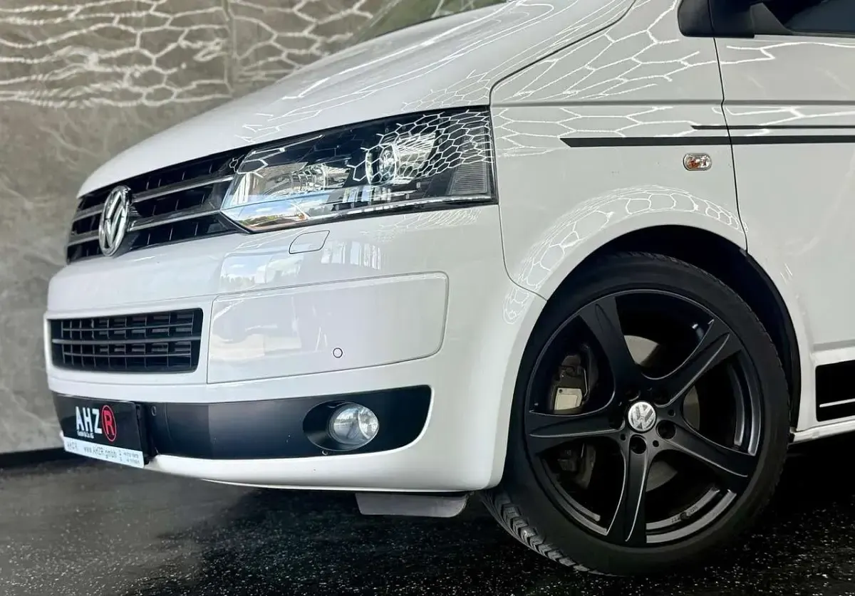 Gebraucht VW Multivan Comfortline 179 PS (131 kW) 2015 Weiß Van / Kleinbus