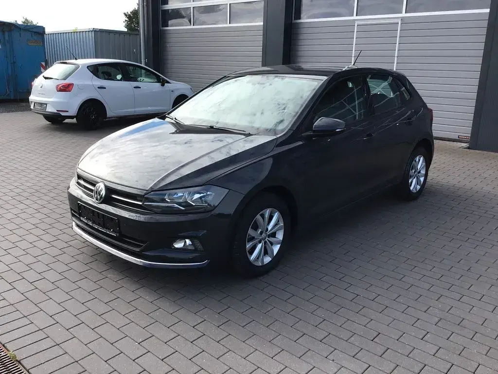 Gebraucht VW Polo Highline 95 PS (69 kW) 2019 Grau Kleinwagen