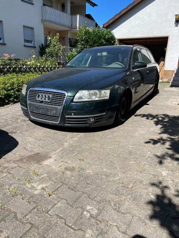 Grün Gebraucht 2005 Audi A6 Performance Kombi | 2.100 € (Superpreis) - Bild 1/4