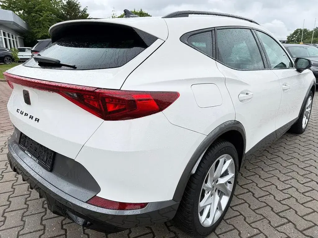 Gebraucht Cupra Formentor Basis 204 PS (150 kW) 2023 Weiß SUV