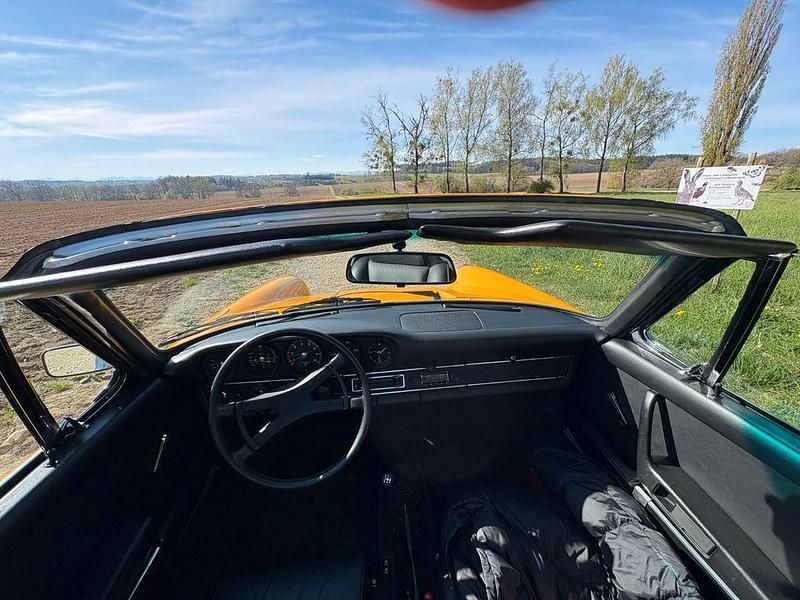 Gebraucht Porsche 911 160 PS (117 kW) 1971 Gelb Cabrio
