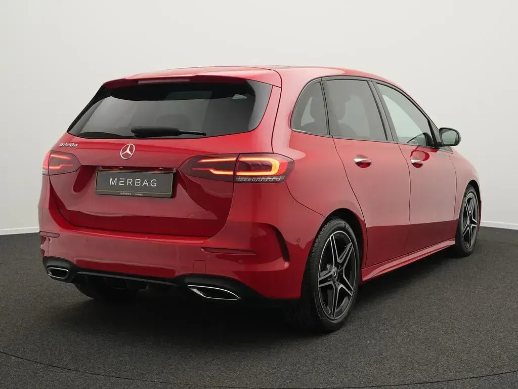 Gebraucht Mercedes B220 190 PS (139 kW) 2020 Rot Kleinwagen