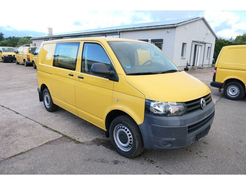 Gebraucht VW T5 84 PS (61 kW) 2011 Ginstergelb r1032 Van