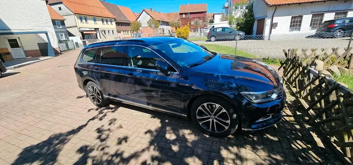 Second-hand VW Passat 239 CP (175 kW) 2015 Albastru Break