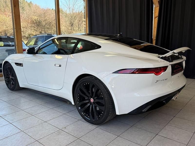 Gebraucht Jaguar F-Type R-Dynamic 340 PS (250 kW) 2019 Weiß