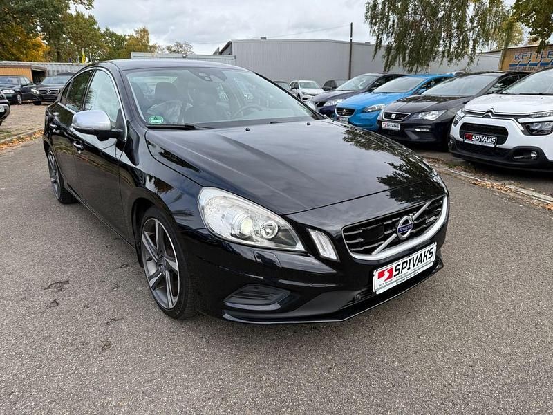 Schwarz Gebraucht 2012 Volvo S60 R-Design Limousine | 11.299 € (Etwas zu teuer) - Bild 1/4