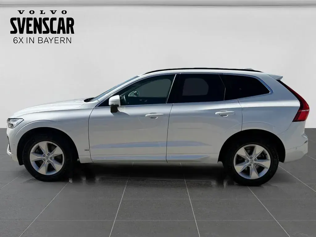 Gebraucht Volvo XC60 Momentum 197 PS (144 kW) 2022 Weiss SUV
